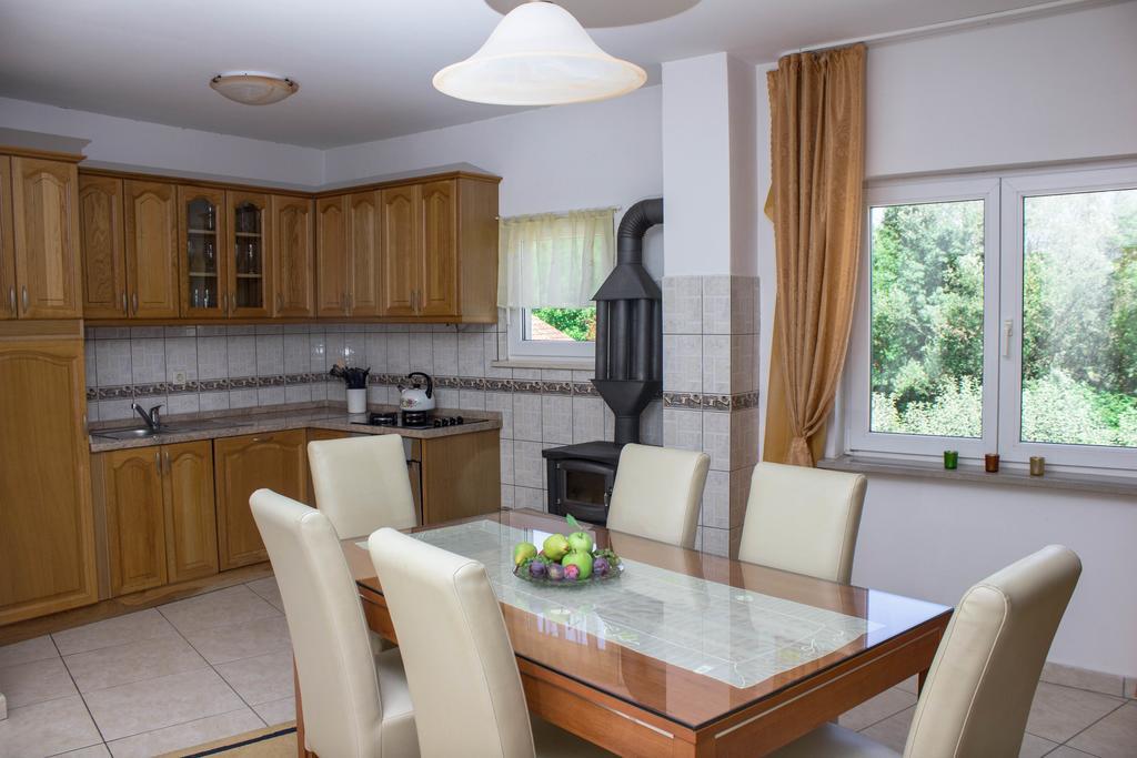 Villa Fig Zmijavci Luaran gambar