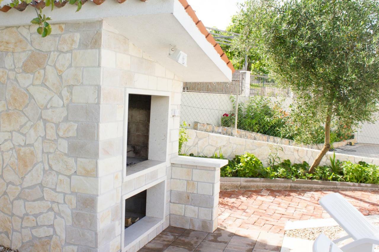 Villa Fig Zmijavci Luaran gambar